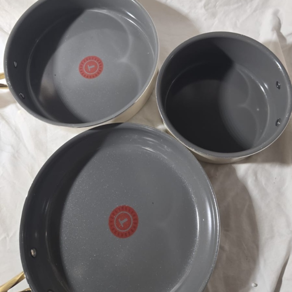T-FAL Preserve Ceramic Nonstick Frying Pan3-Pc Set - Picture 4 of 9